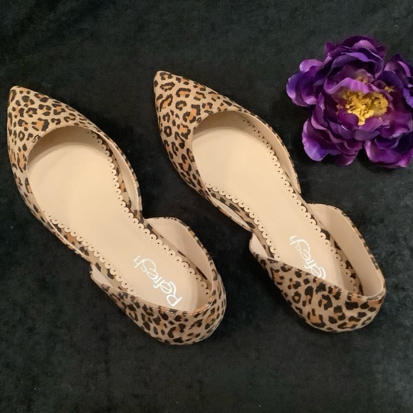 Refresh Leopard Animal Print Flats NIB - Picture 9 of 12